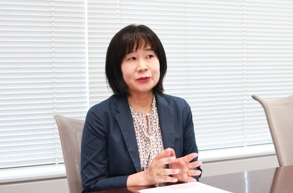 J.フロント リテイリングのTCFD対応支援事例インタビューにおける、小林氏のインタビュー風景