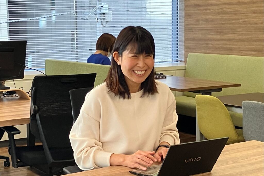 知識ゼロから最先端のサステナビリティ動向へ。英語スキルを活かせるアシスタント